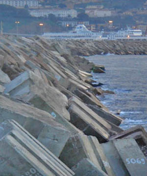 Protection de La digue d’ORAN pour le compte de GMP(Grupo Maritimo Portugues)